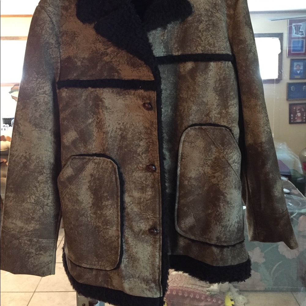This is a vintage wiman coat.